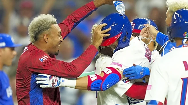 Dodgers notes: Kiké Hernández, Edwin Díaz, Freddie Freeman