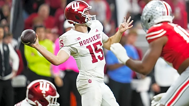 Cardinals make bold move, select franchise quarterback in latest mock draft