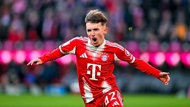 How does Lennart Karl manage being a Bayern Munich rising star and schoolwork simultaneously?