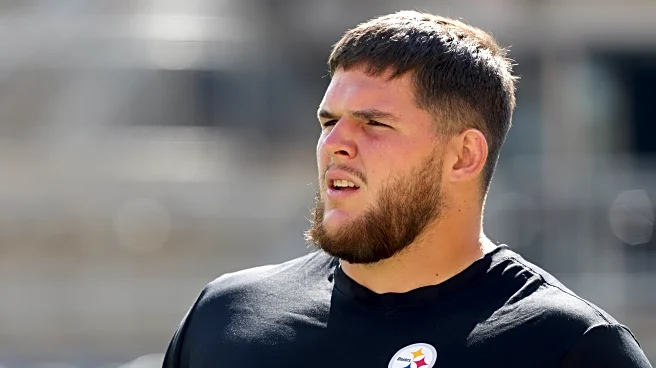 Steelers C Zach Frazier works off to the side at practice Thursday