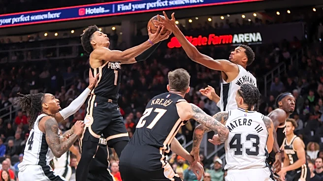 Hawks can’t find rhythm, lose 126-98 to Spurs