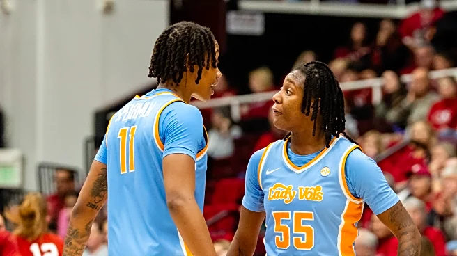 Can No. 17 Tennessee earn a signature win over No. 16 Louisville at the Champions Classic?