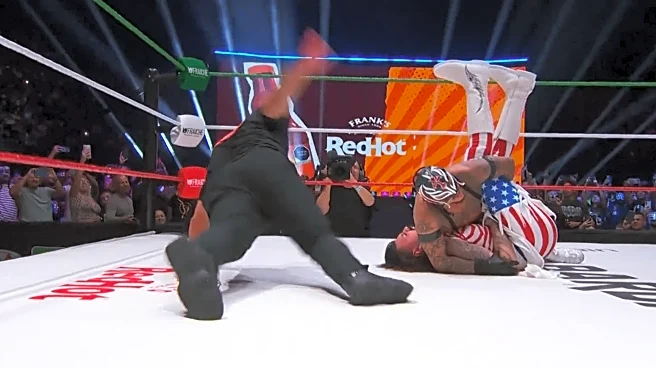 Rey Mysterio embarrasses Dominik Mysterio at AAA Guerra de Titanes