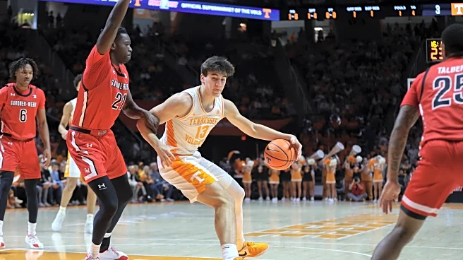 Tennessee breezes past Gardner-Webb, 94-52