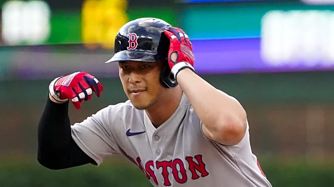 Seattle Mariners supplement lineup, sign slugger Rob Refsnyder