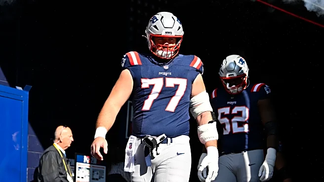 Patriots sign offensive lineman to 2-year contract extension