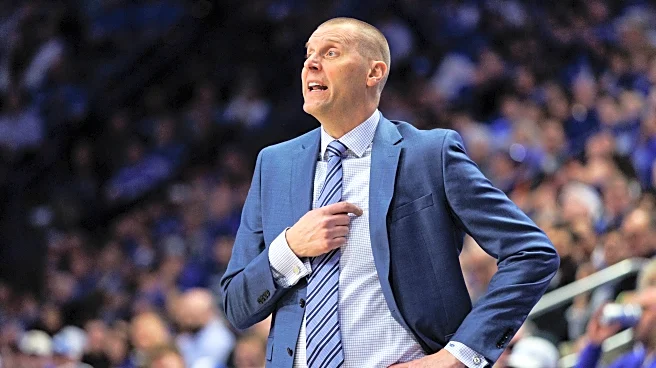 Sunday Headlines: Could Kentucky Basketball recruit NBA Cats?