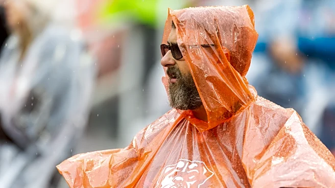 Rainy weather, Steelers, will help Browns as they evaluate their rookie QBs