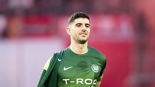 Barcelona add two Bundesliga center-backs to transfer list