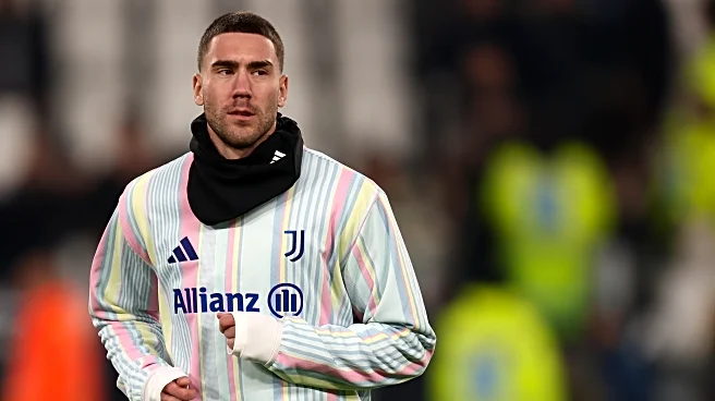 Barcelona make move to sign Dusan Vlahovic as Robert Lewandowski’s replacement