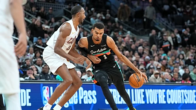 Highlights: Victor Wembanyama drops 26 and 14 versus Cavs