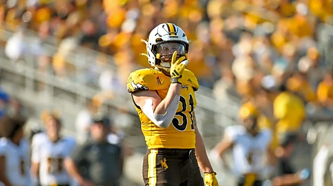 Colts add intriguing cornerback to practice squad