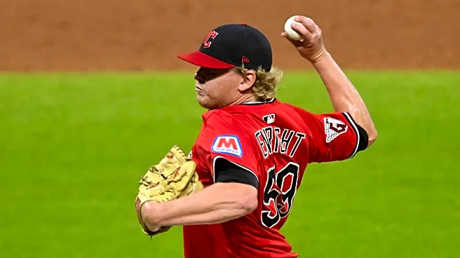 Jays Sign Nic Enright to a Minor League Contract