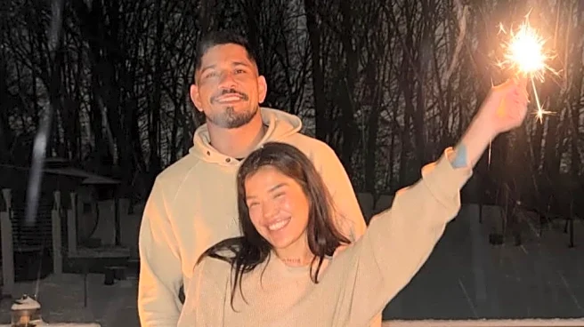 Brian Ortega wants you to stop sending him photos of Alex Pereira kissing UFC flyweight Tracy Cortez