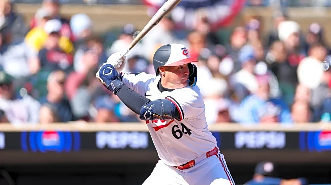 Padres offer new chapter for Jose Miranda