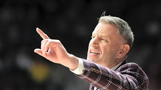 Nate Oats criticizes Mark Pope’s offense; says Wildcats don’t pass the ball well