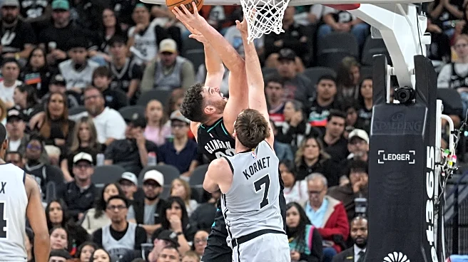 Clingan, Avdija Come Through Versus Spurs for Big Blazers Win