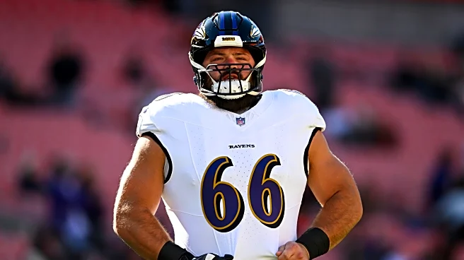 Chargers sign former Ravens OL Ben Cleveland
