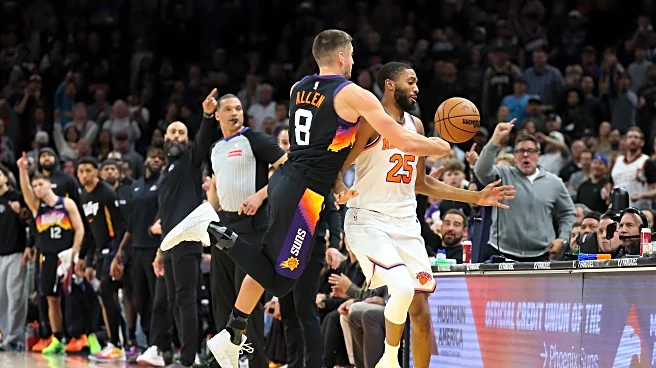 Game Recap: Phoenix Suns hold on late to beat New York Knicks 112-107