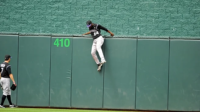 Royals to move fences in, lower height