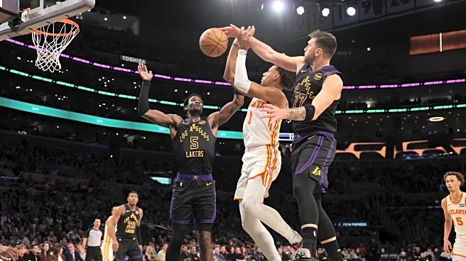 Poor second quarter consigns Hawks to heavy defeat against Lakers