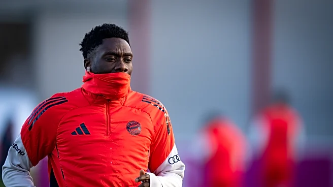While Bayern Munich bounced FC Köln 3-1, Alphonso Davies was working on fitness