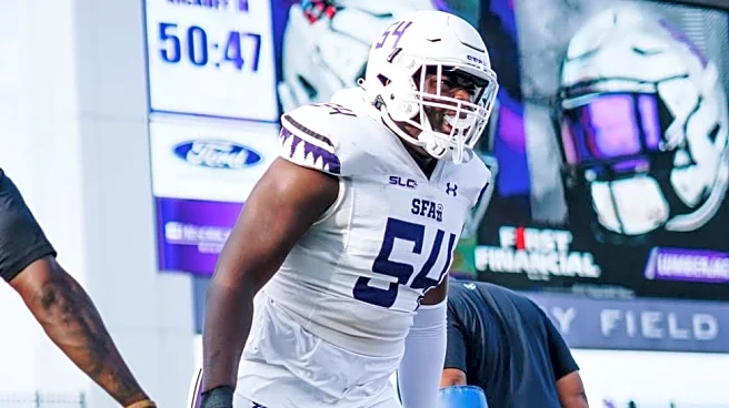 Offensive lineman Chimdia Nwaiwu signs with FSU