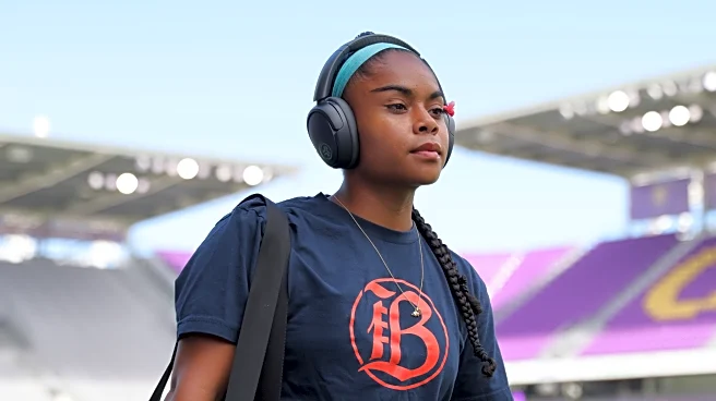 San Diego Wave sign free agent midfielder/defender Kiki Pickett to two-year deal