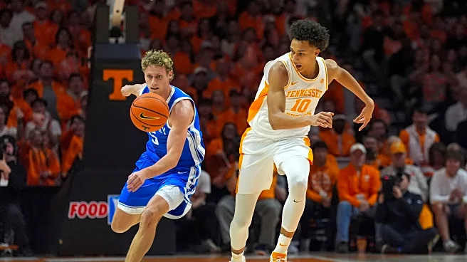 Tennessee falls flat in second half, loses to Kentucky 80-78