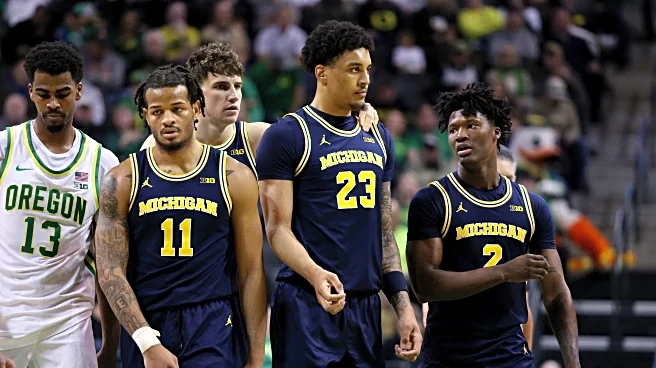 Michigan Basketball uses strong second half to beat Oregon, 81-71