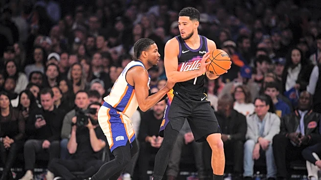 Game Recap: Devin Booker, Suns take control late, beat the Knicks 106-99