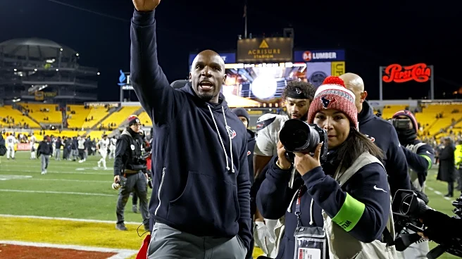 Texans-Patriots playoff discussion: DeMeco Ryans looks to stop Drake Maye