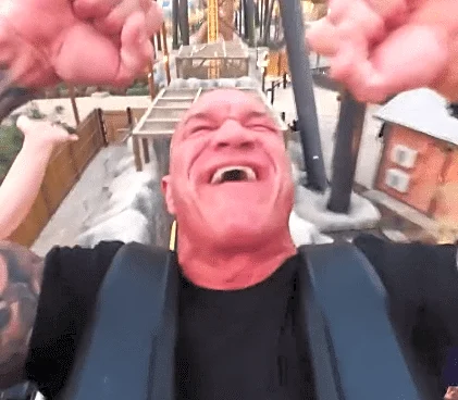 Tweets of the Week: Randy Orton loving roller coaster ride, Alexa & Bayley do Flair strut, more!