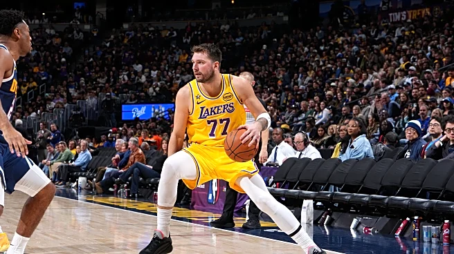 Lakers surge in second half to take down Nuggets