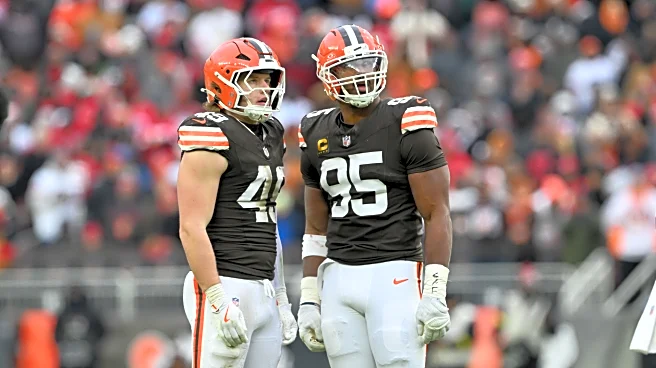 Browns roster: Two defenders reach finalist status for prestigious NFL awards