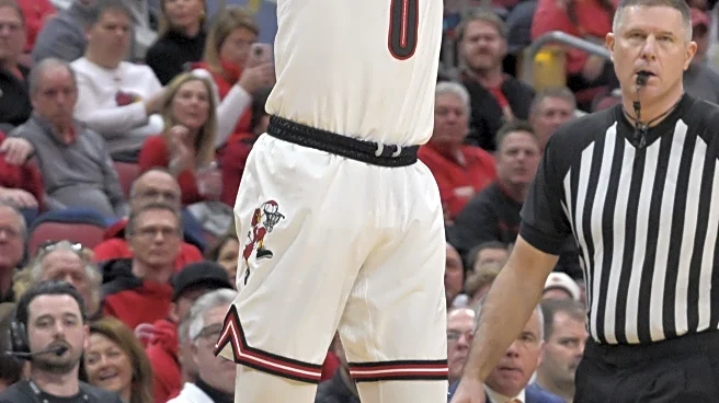 Mikel Brown stars in return as Louisville tops Virginia Tech