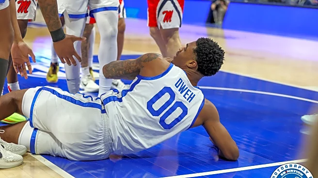 Kentucky nearly got screwed on horrific foul call in final minutes vs. Ole Miss