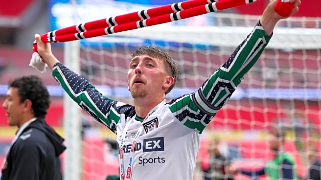 Quick Thoughts: Reaction As Dan Neil Leaves Sunderland — The Right Decision?