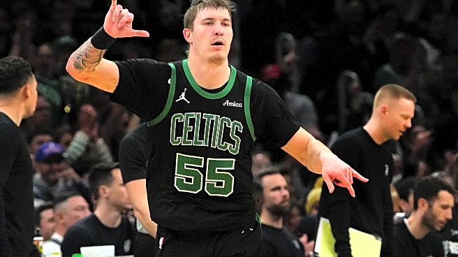 Same jersey, different job: Baylor Scheierman