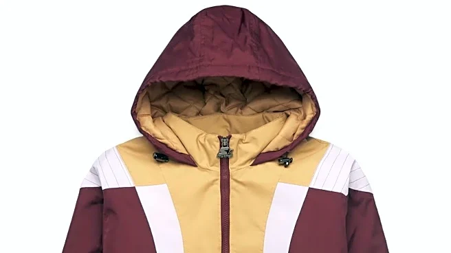 Cavs welcome LeBron James back home with tribute video