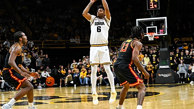 Hawks overcome slow start, hang on against USC 73-72