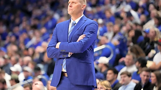 Thursday Headlines: Will Mark Pope turn things around for Kentucky Basketball?