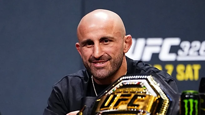 What retirement? UFC 325’s Alexander Volkanovski wants to fight ‘three times’ in 2026: ‘I’m gonna have to be active’