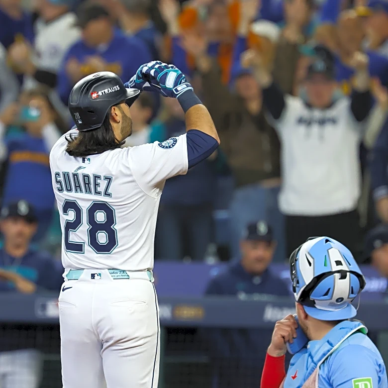 Mariners Moose Tracks, 2/2/26: Eugenio Suarez, Jordan Hicks, and Jose Siri