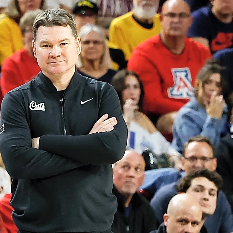 Arizona ranked No. 1 in AP poll for eighth straight week, tying program record