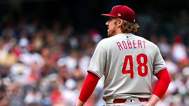 Daniel Robert returns on a minor league deal