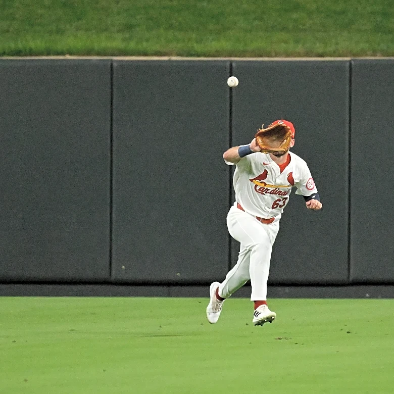 Michael Siani finds his way back to Dodgers