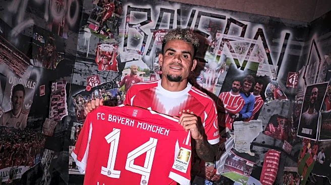 How does Bayern Munich decide who to buy?