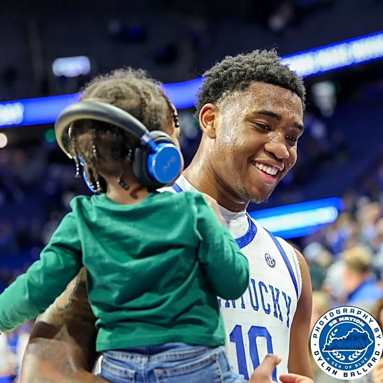 Brandon Garrison shines in Kentucky win vs. Oklahoma, then enjoys postgame celebration with son