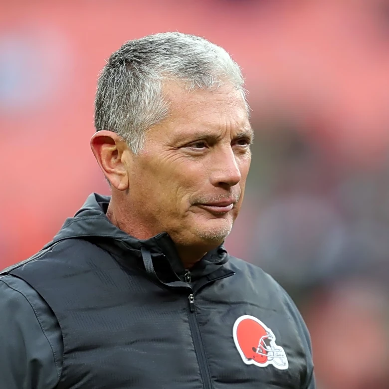 Daily Dawg Chow 2/5; DC question still unanswered as Monken sets staff